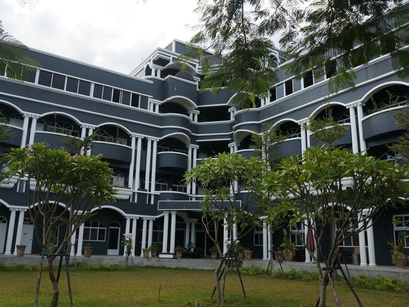 Jinhue Hotel Луйє Екстер'єр фото