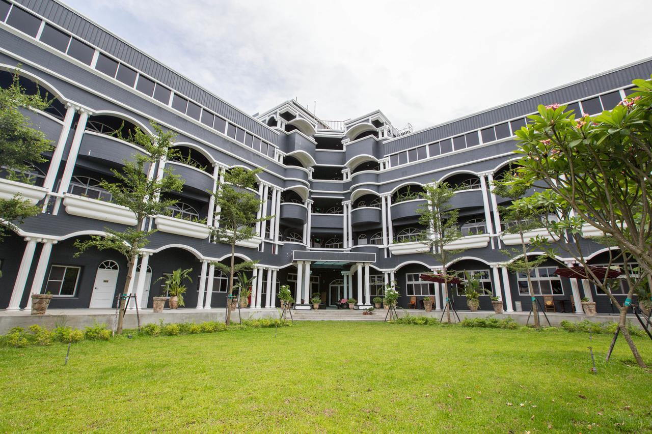 Jinhue Hotel Луйє Екстер'єр фото